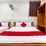 RedDoorz Rita Hotel near Nguyen Kiem